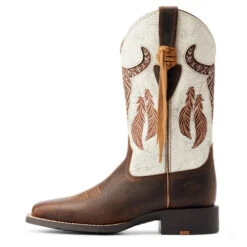 Ariat Round Up Southwest StretchFit Western Boot -Horseback Riding Clothing Store round up sw stretchfit brown.wh outside 10044434 ariat 65903.1677192545