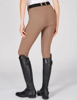 Vestrum Syracuse Breeches Full Grip -Horseback Riding Clothing Store syracuse full grip toffee back W1020 65002 05690 vestrum 37525.1681608088